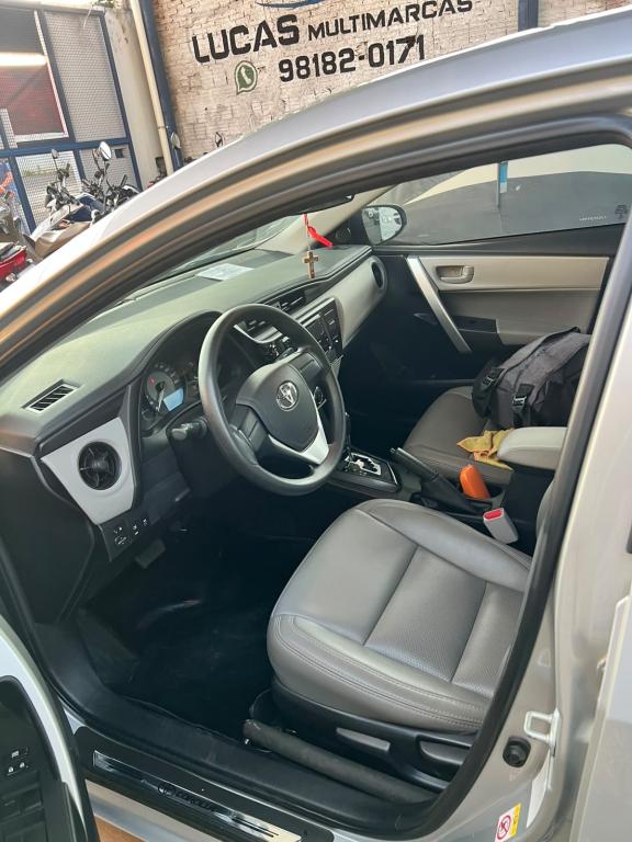 TOYOTA Corolla - Foto