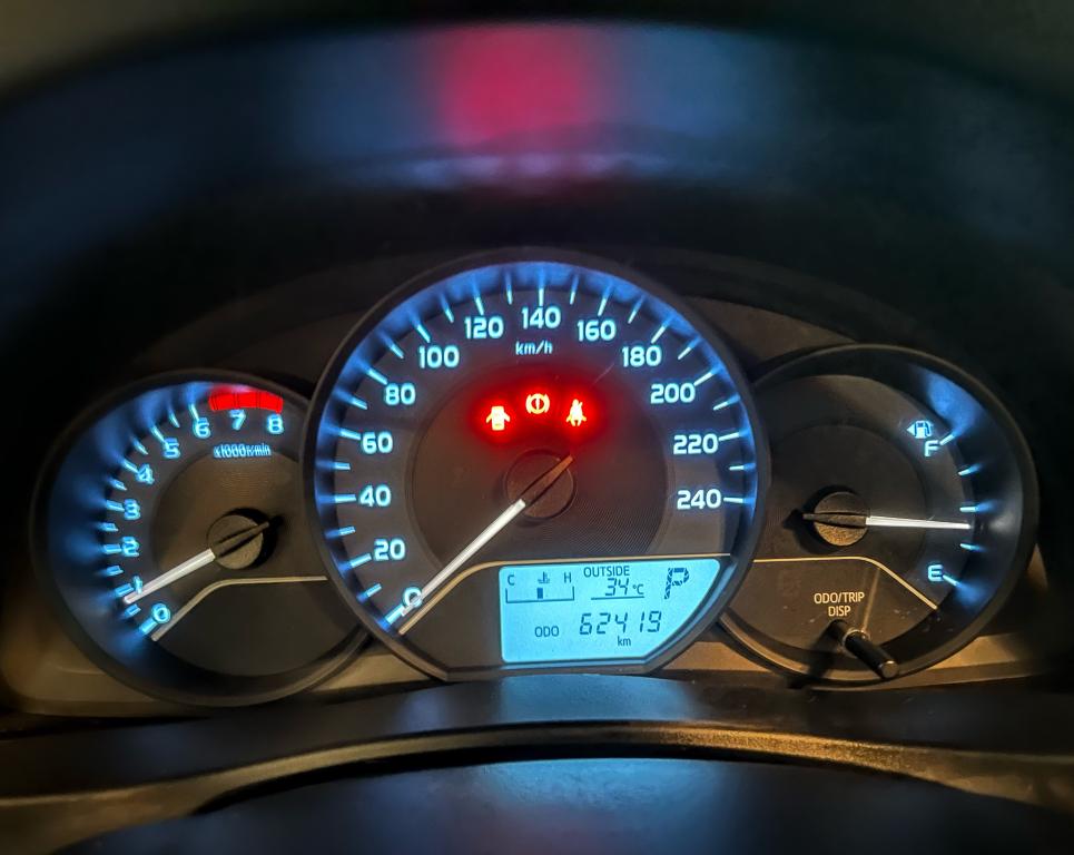TOYOTA Corolla - Foto