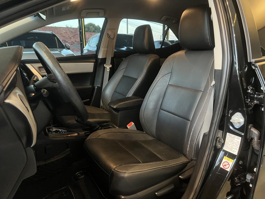 TOYOTA Corolla - Foto