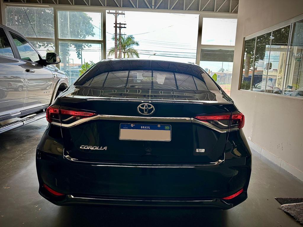 TOYOTA Corolla - Foto