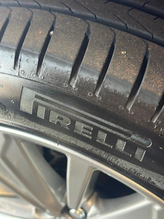 TOYOTA Corolla - Foto