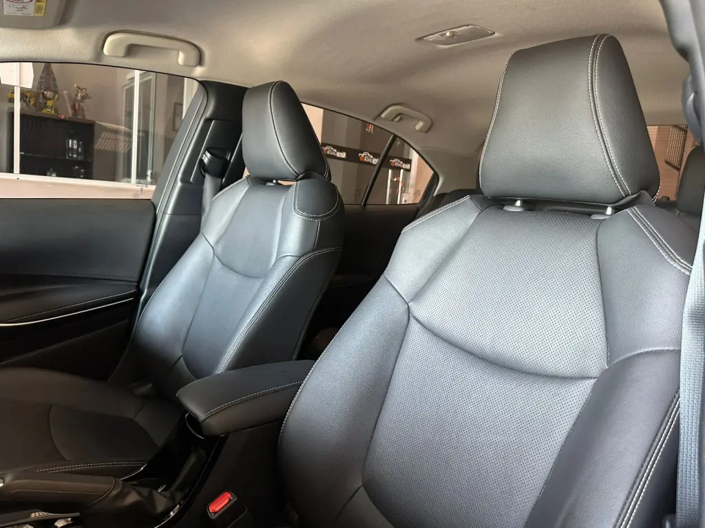 TOYOTA Corolla - Foto