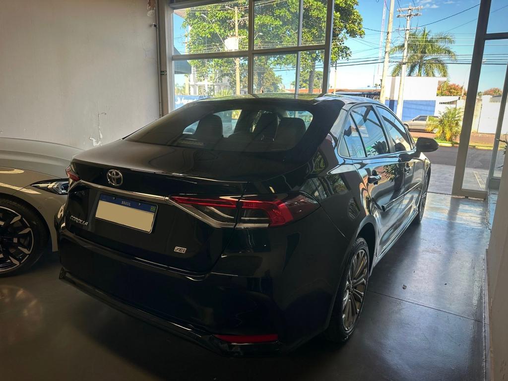 TOYOTA Corolla - Foto