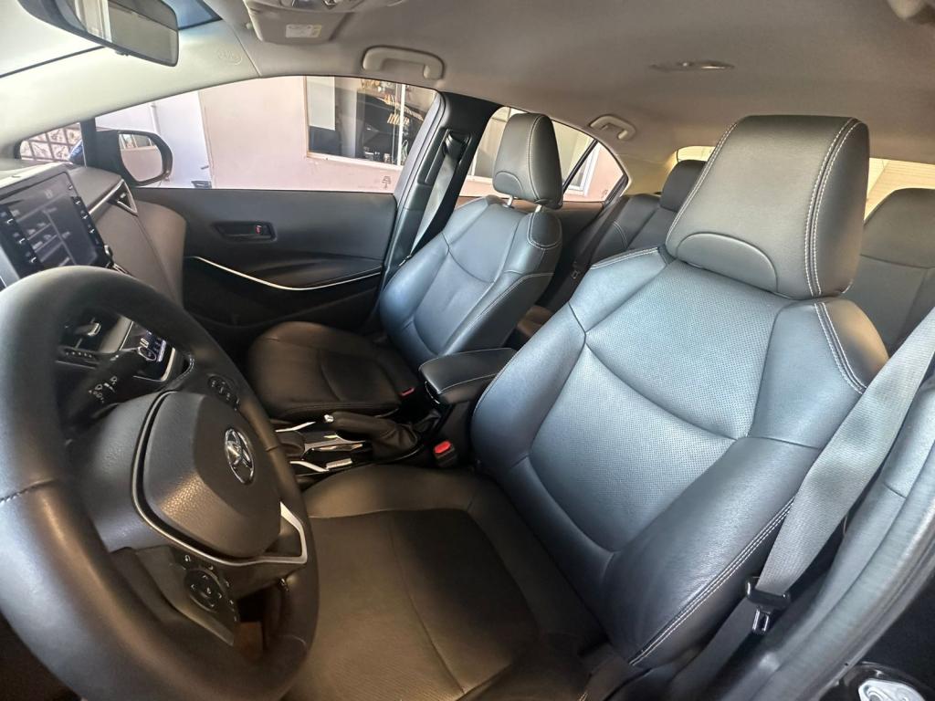 TOYOTA Corolla - Foto