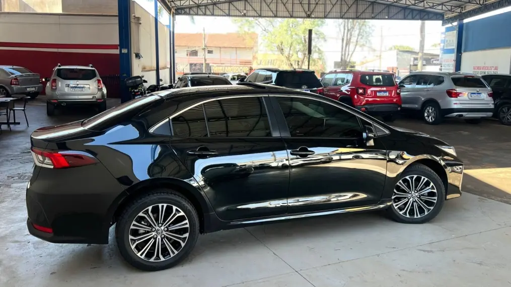 TOYOTA Corolla - Foto