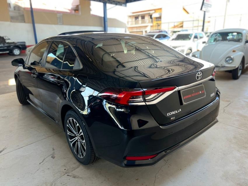 TOYOTA Corolla - Foto