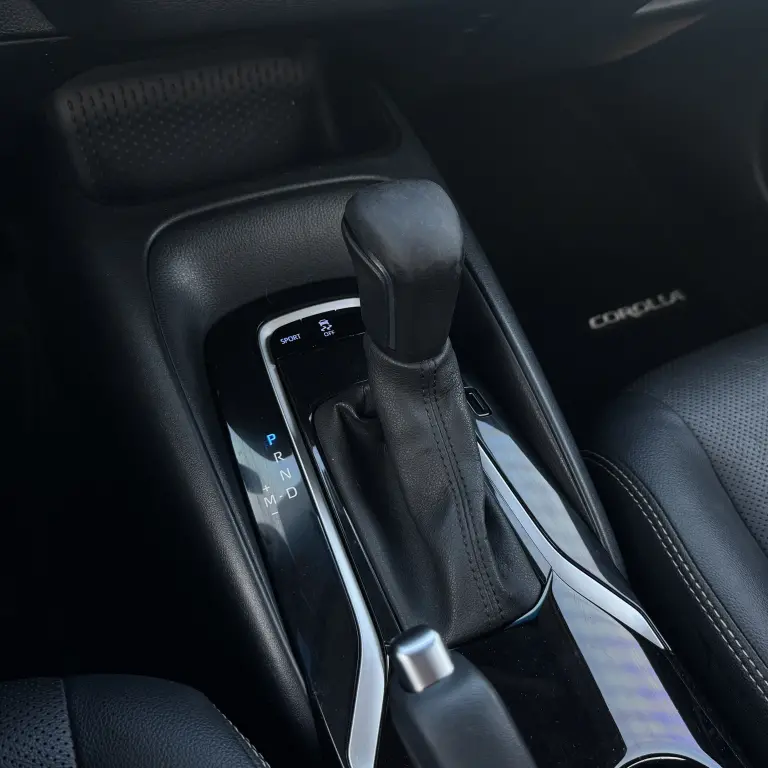 TOYOTA Corolla - Foto