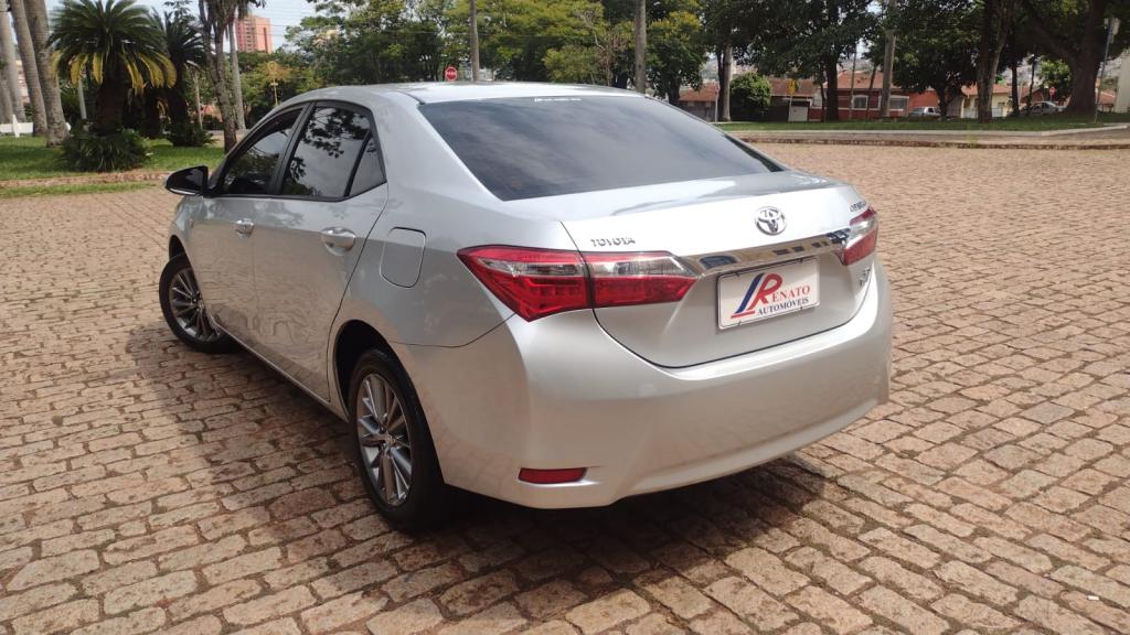 TOYOTA Corolla - Foto