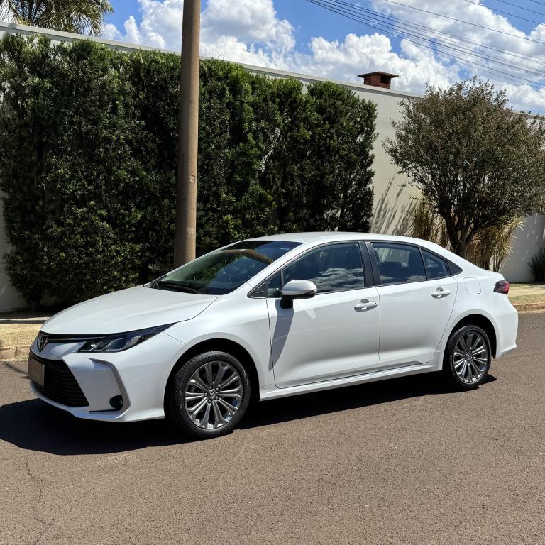 TOYOTA Corolla - Foto