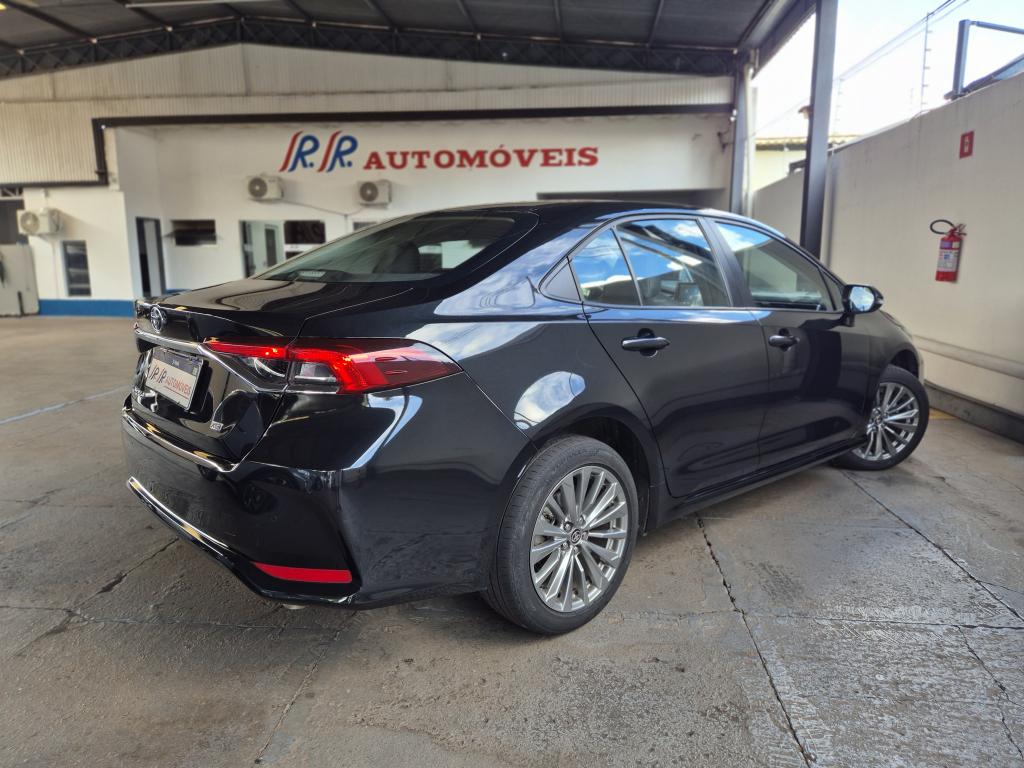 TOYOTA Corolla - Foto