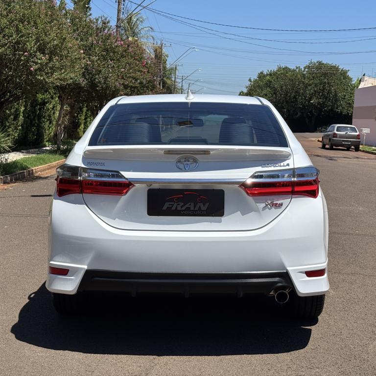 TOYOTA Corolla - Foto