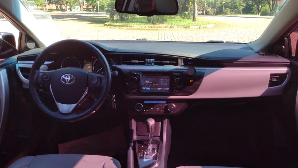 TOYOTA Corolla - Foto