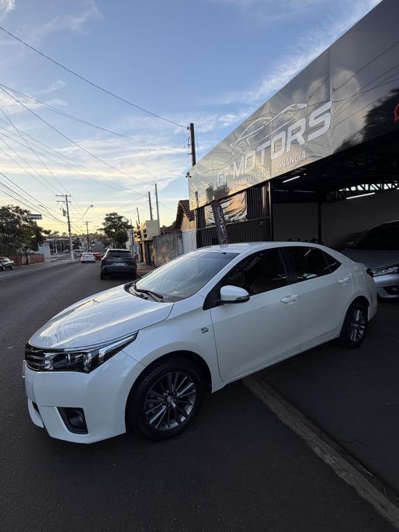 TOYOTA Corolla - Foto