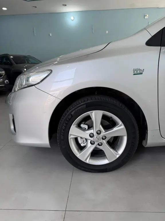 TOYOTA Corolla - Foto