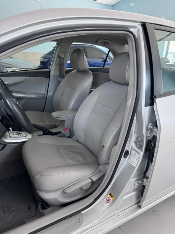 TOYOTA Corolla - Foto