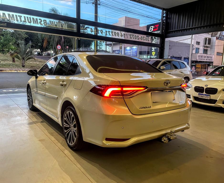 TOYOTA Corolla - Foto