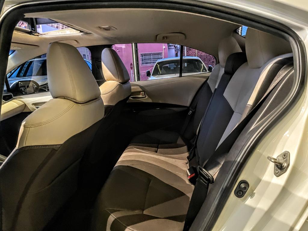 TOYOTA Corolla - Foto
