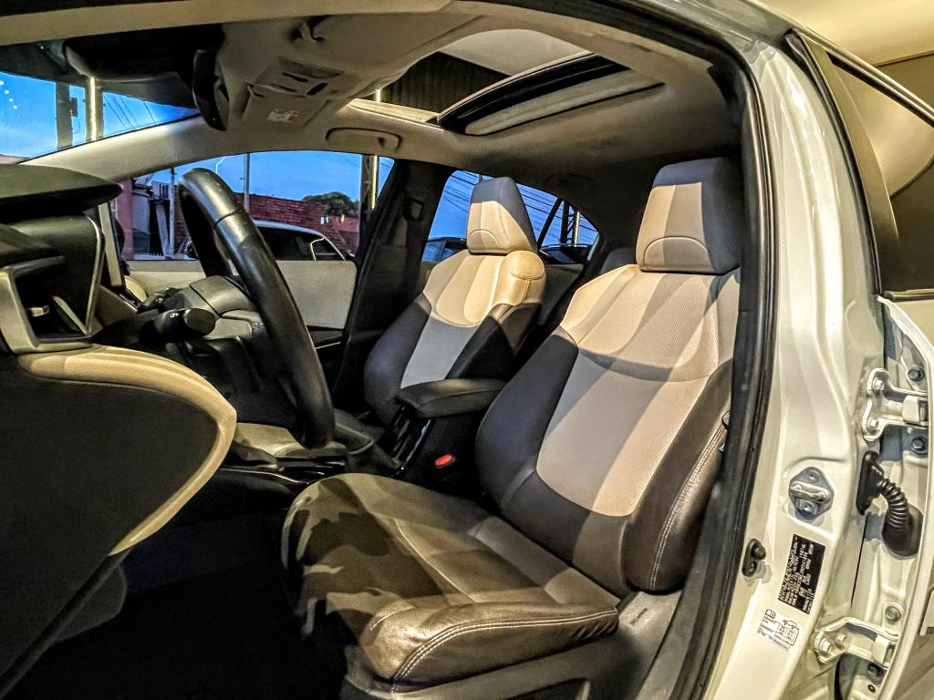 TOYOTA Corolla - Foto