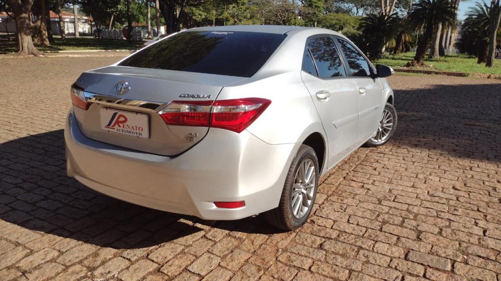 TOYOTA Corolla - Foto