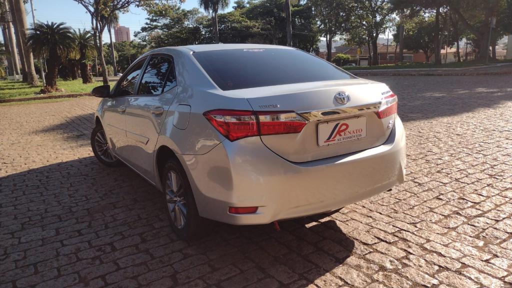 TOYOTA Corolla - Foto