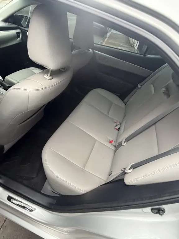 TOYOTA Corolla - Foto