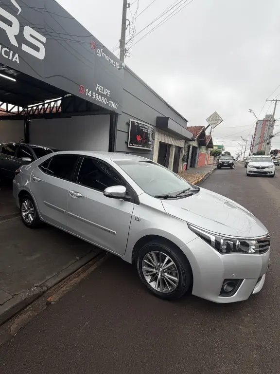 TOYOTA Corolla - Foto