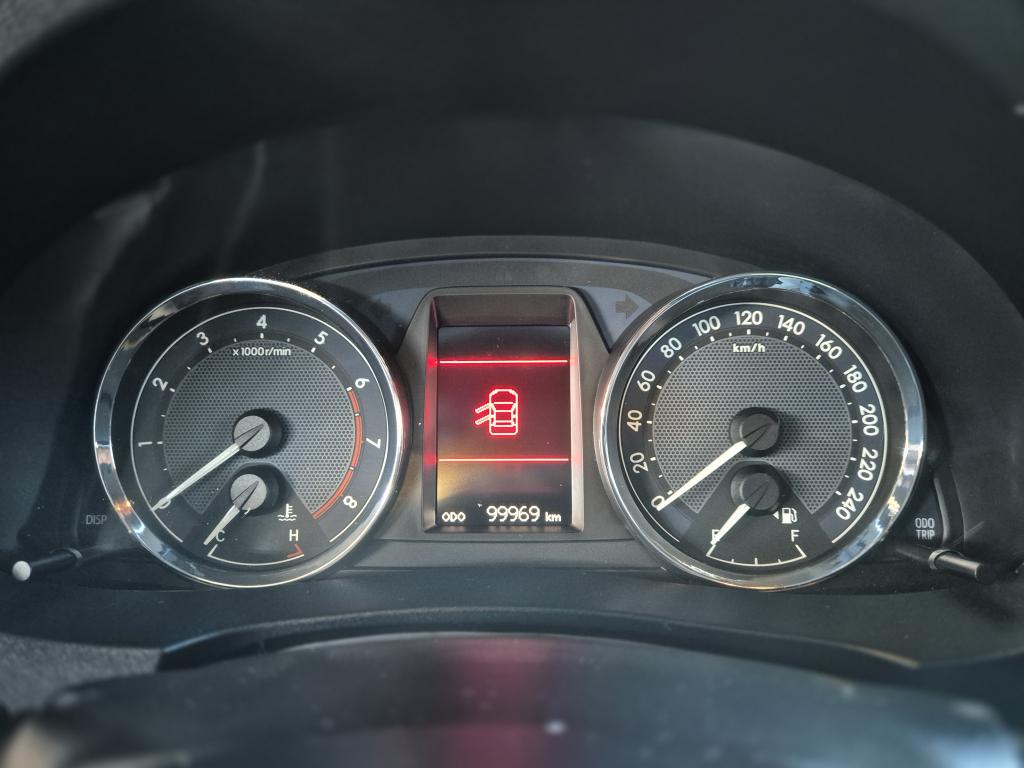 TOYOTA Corolla - Foto