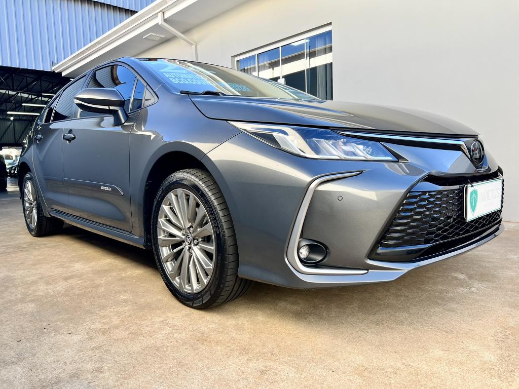 TOYOTA Corolla - Foto