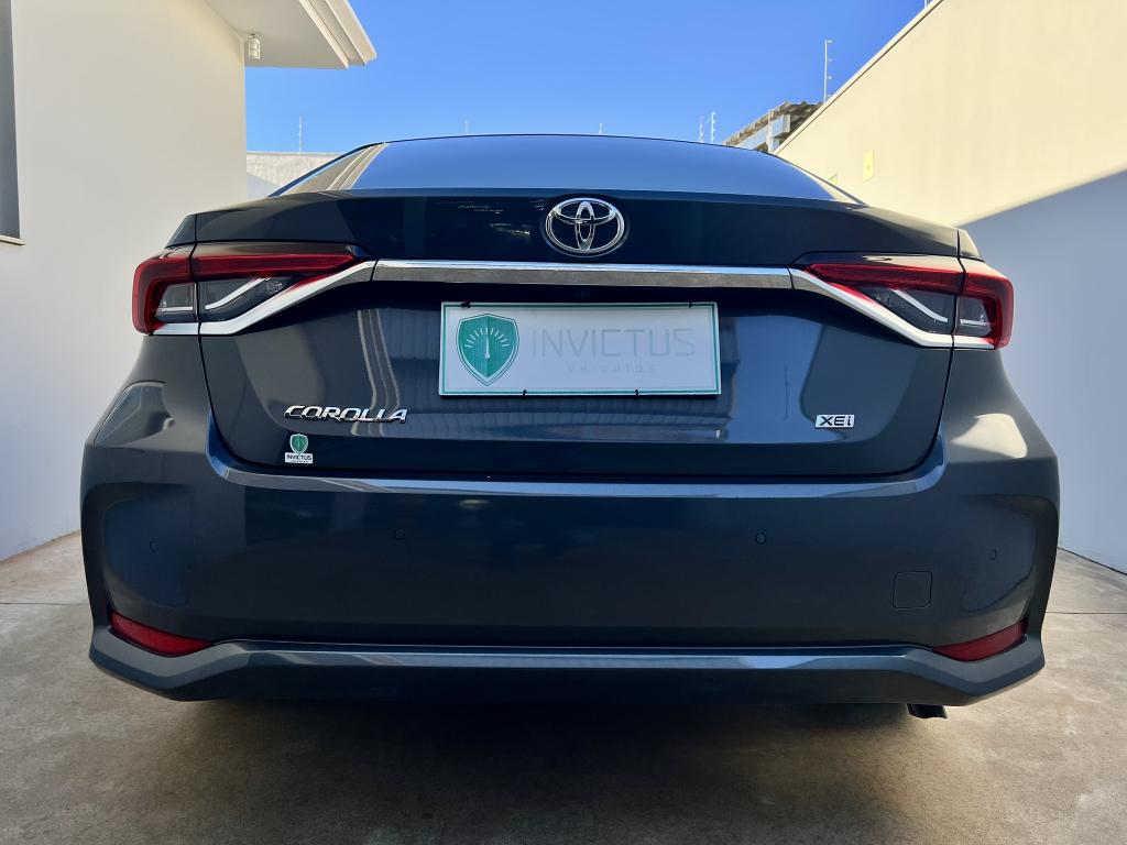 TOYOTA Corolla - Foto