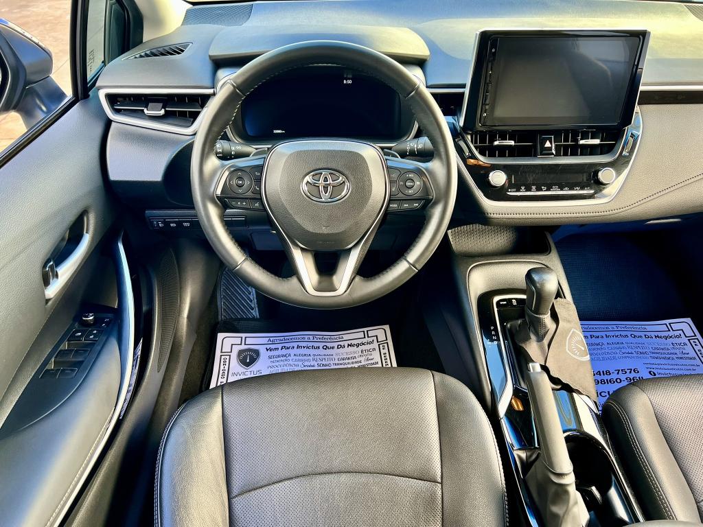 TOYOTA Corolla - Foto