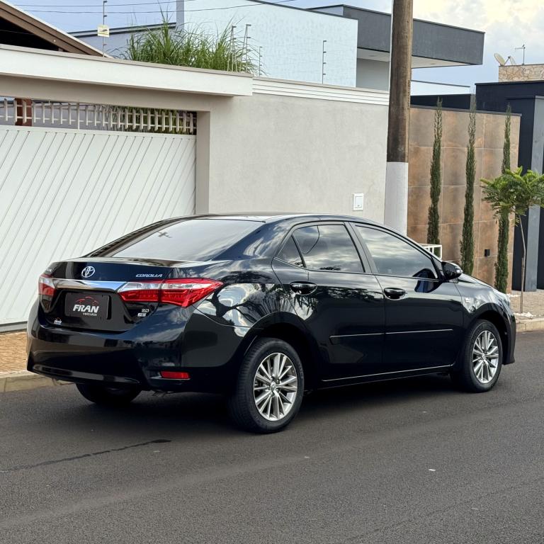 TOYOTA Corolla - Foto