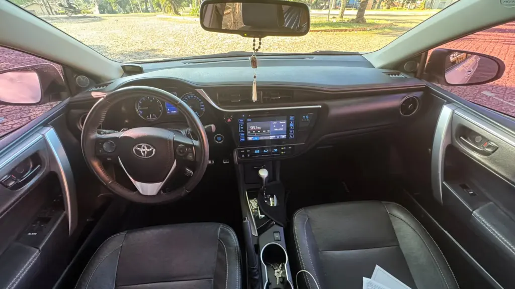 TOYOTA Corolla - Foto