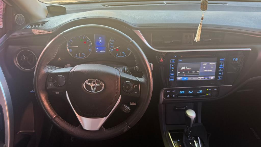 TOYOTA Corolla - Foto