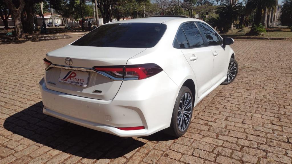 TOYOTA Corolla - Foto