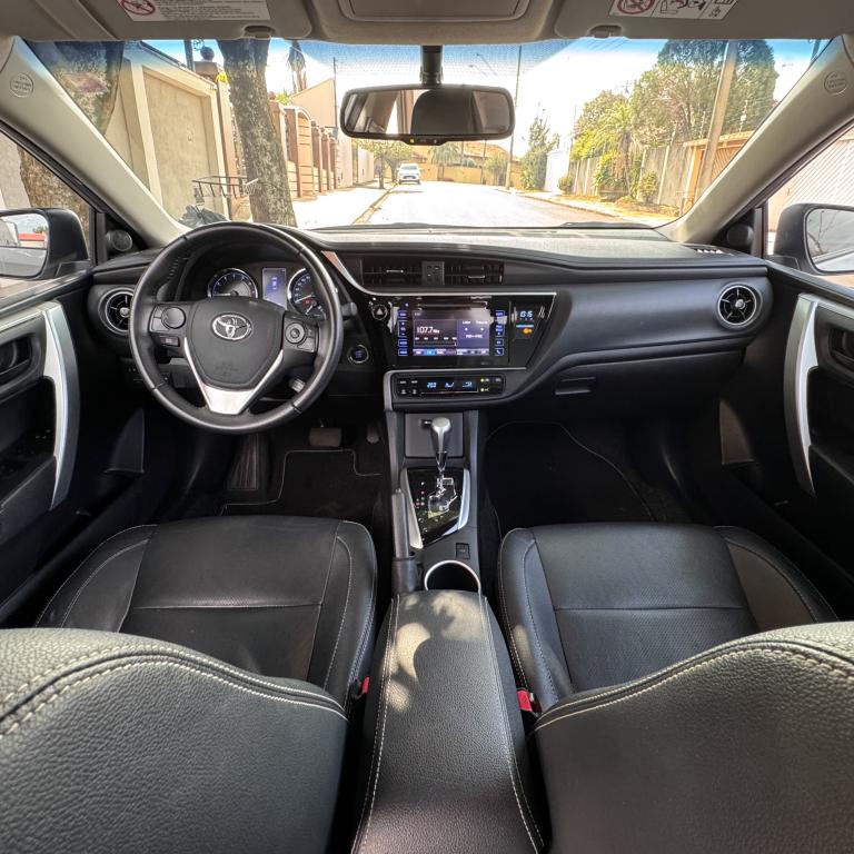 TOYOTA Corolla - Foto