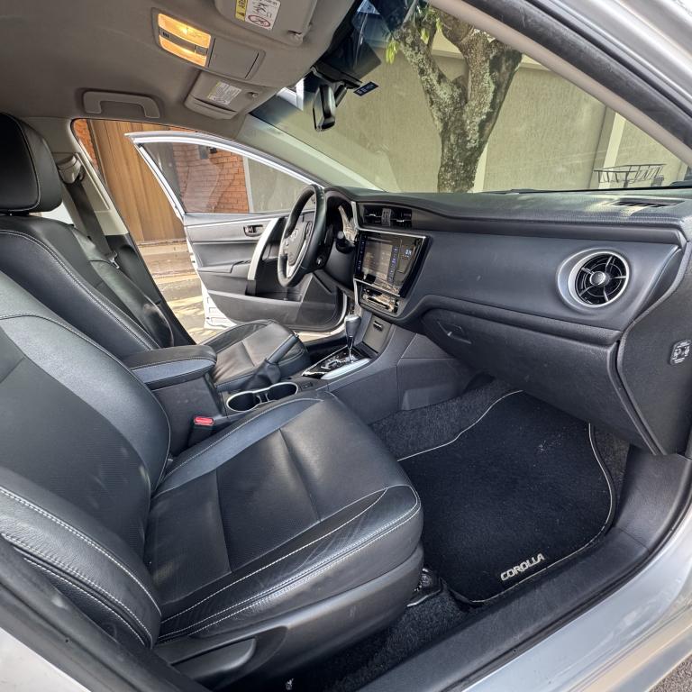 TOYOTA Corolla - Foto