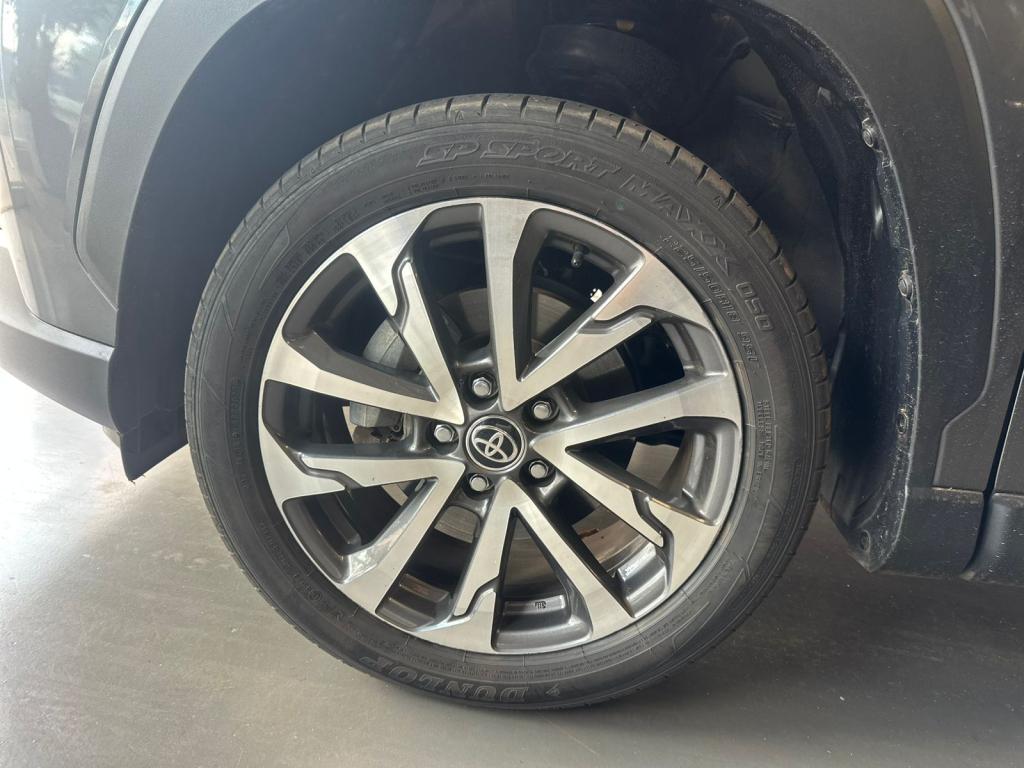 TOYOTA Corolla Cross - Foto