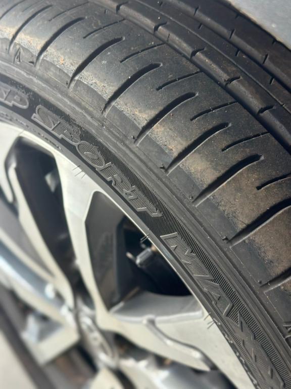 TOYOTA Corolla Cross - Foto