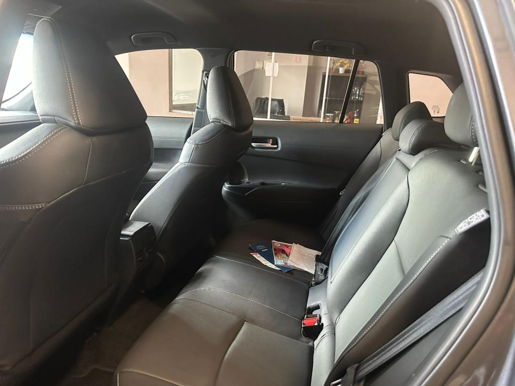 TOYOTA Corolla Cross - Foto