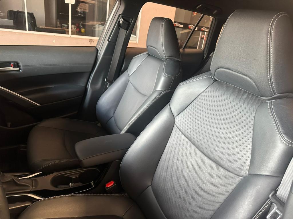 TOYOTA Corolla Cross - Foto