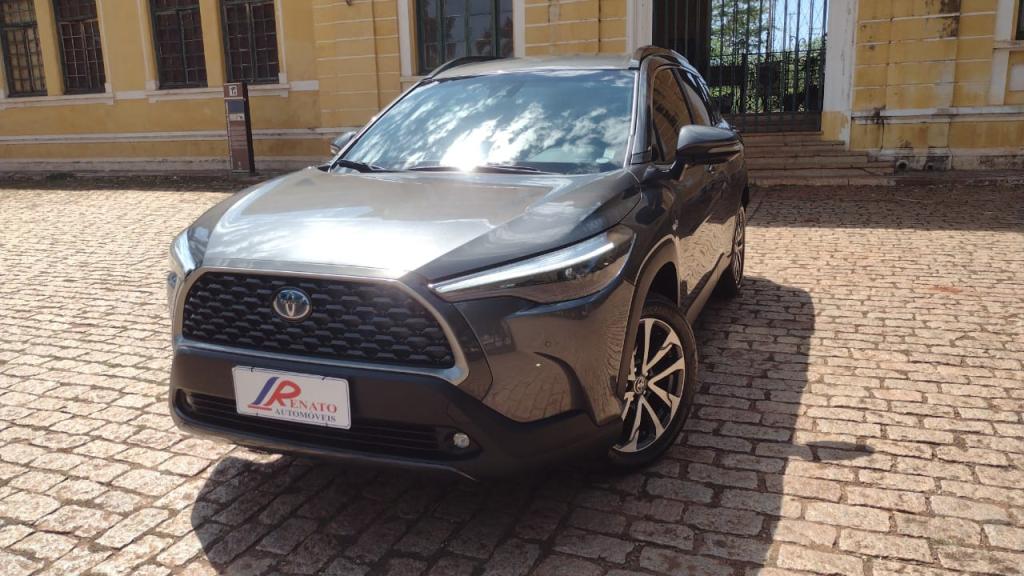 TOYOTA Corolla Cross - Foto