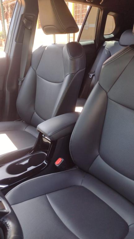 TOYOTA Corolla Cross - Foto