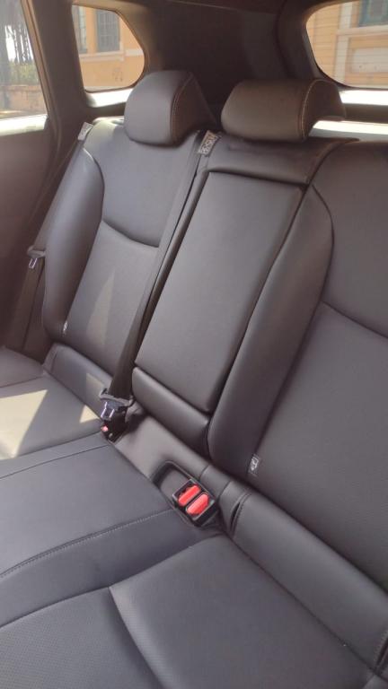 TOYOTA Corolla Cross - Foto