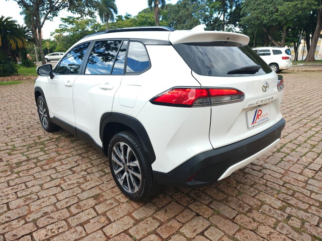 TOYOTA Corolla Cross - Foto