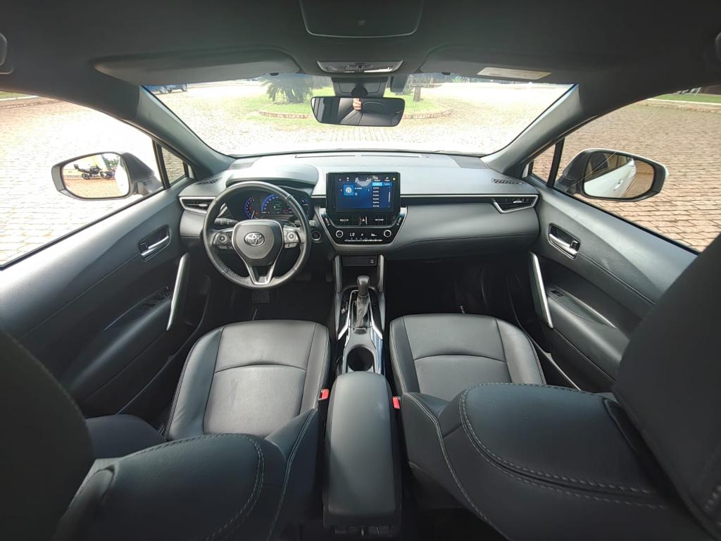 TOYOTA Corolla Cross - Foto