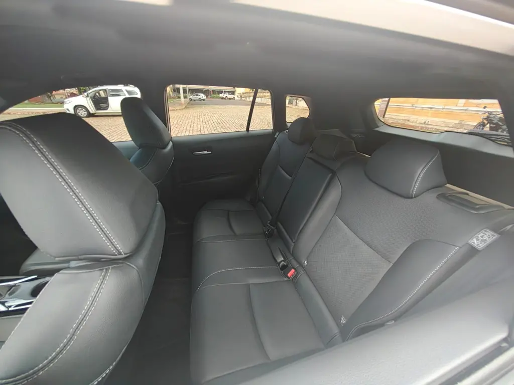 TOYOTA Corolla Cross - Foto