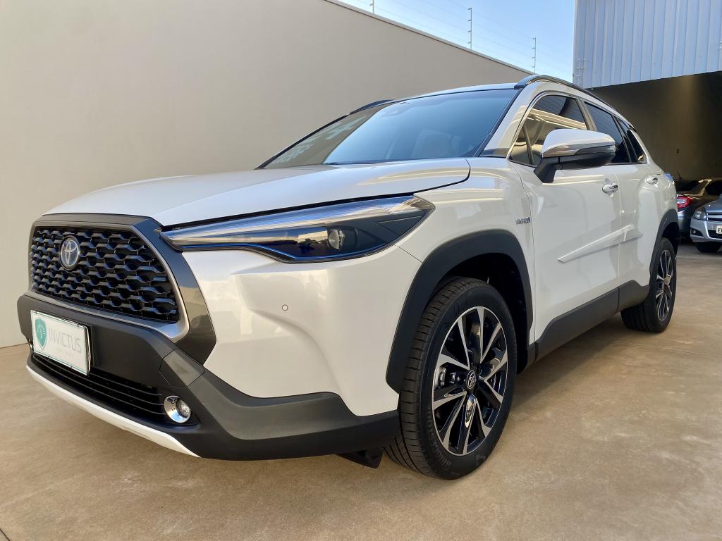 TOYOTA Corolla Cross - Foto