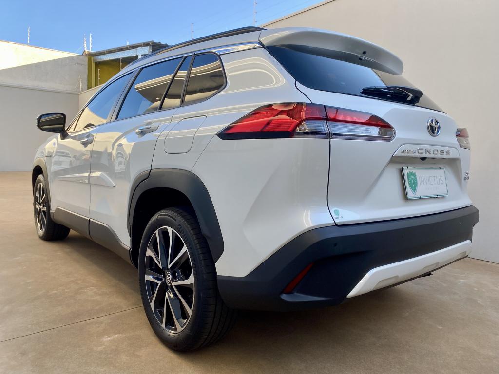 TOYOTA Corolla Cross - Foto