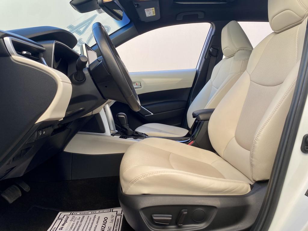 TOYOTA Corolla Cross - Foto