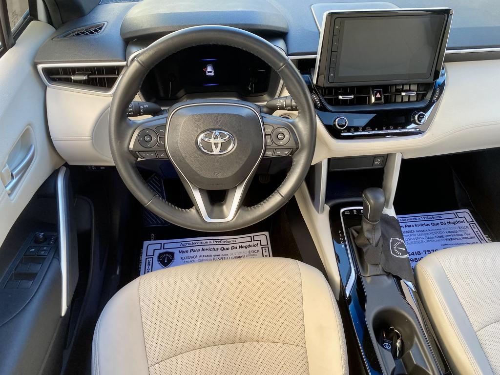 TOYOTA Corolla Cross - Foto